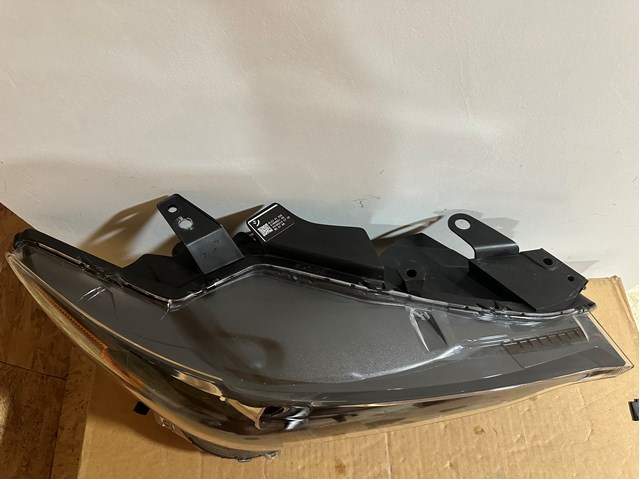 KL2J51030 Mazda Основна фара - вставка