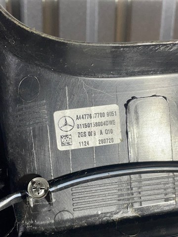 A44776077009051 Mercedes Ручка дверей бічних/зсувних, внутрішня права
