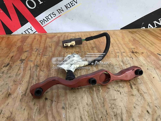 Купити 4R8Q12A378BE Land Rover 