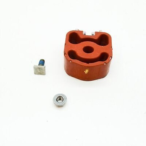 LR093418 Land Rover Кронштейн кріплення глушника