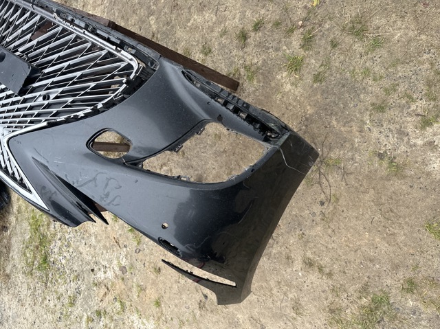 Бампер передній Toyota 5211950F20