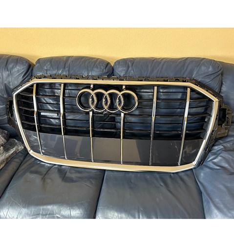 Облицювання радіатора VAG 4M0853651AHMX3 ціна, від 877.96 USD