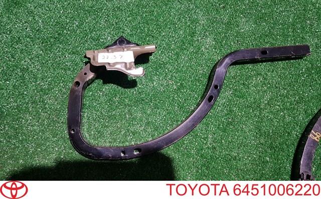 Петля кришки багажника 6451006220 Toyota