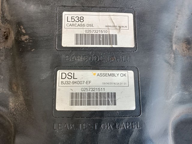 Купити LR072634 Land Rover 