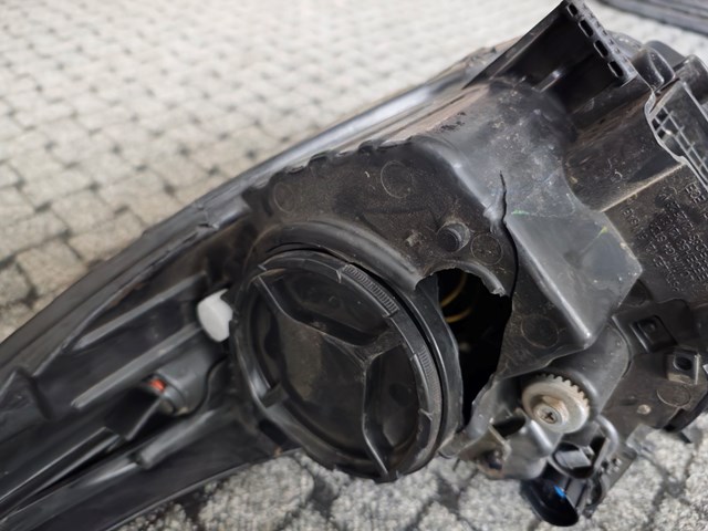 Купити 92102G5040 Hyundai/Kia Фара правая