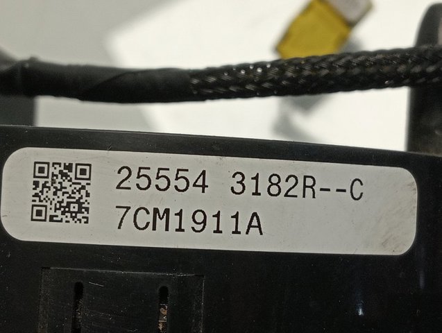 Купити 255676114R Renault (RVI) 