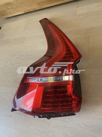 Стоп задній Volvo 32228916 ціна, від 221.71 USD