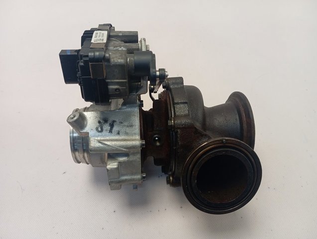 Купити 8584218 BMW Турбіна