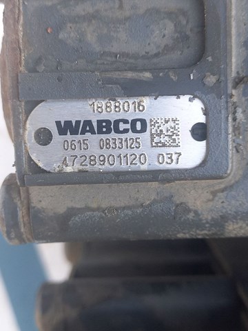 1888016 DAF 