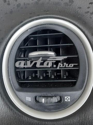 Купити 687603JA0A Nissan/Infiniti 