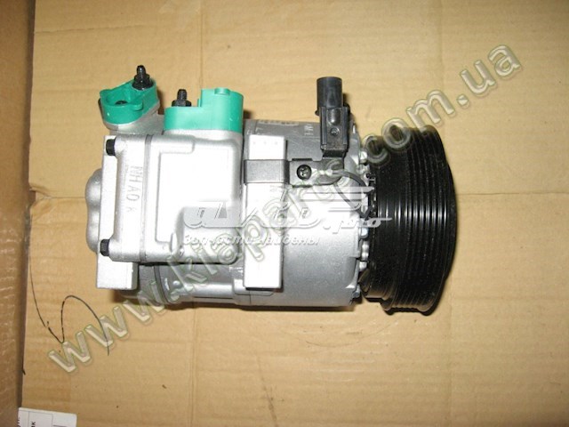 Компресор кондиціонера 977012B300 HCC