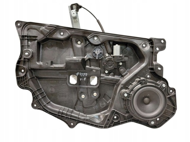 KB7W59590 Mazda Підйомник механічний вітрового скла