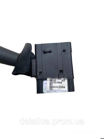 8200792584 Renault (RVI) Перемикач підрульовий, правий