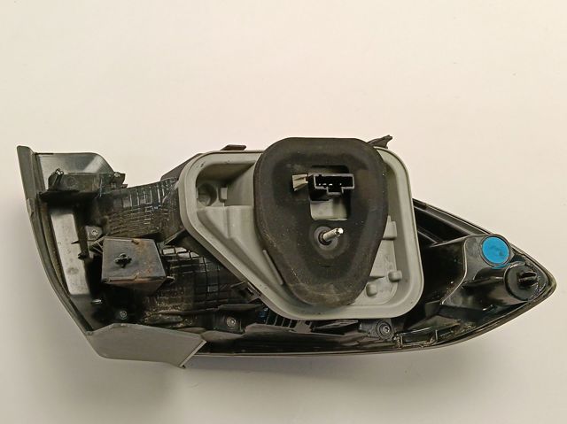 Фара задня права зовнішня Peugeot/Citroen 9823216580