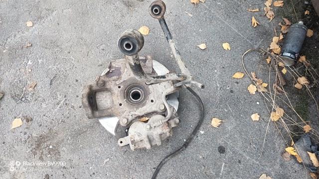 517153E350 Hyundai/Kia Цапфа - поворотний кулак передній, лівий