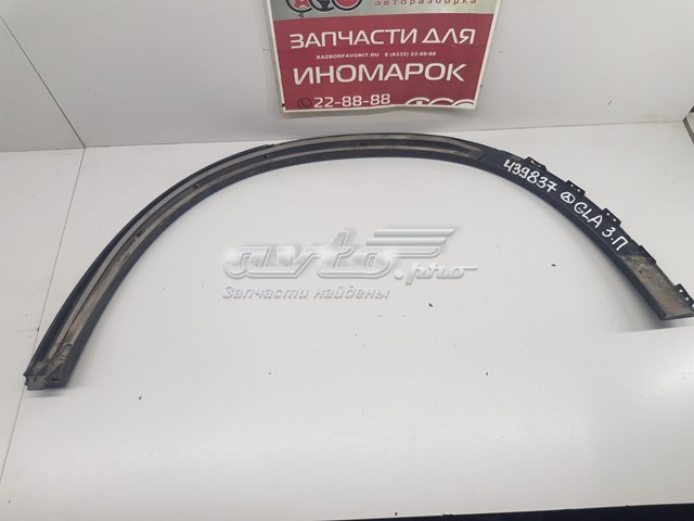 A1568851600 Mercedes 