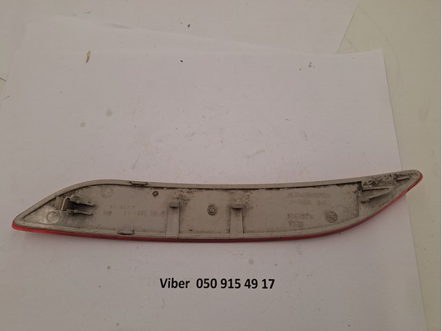 Катафот (відбивач) заднього бампера, правий 63147191768 BMW