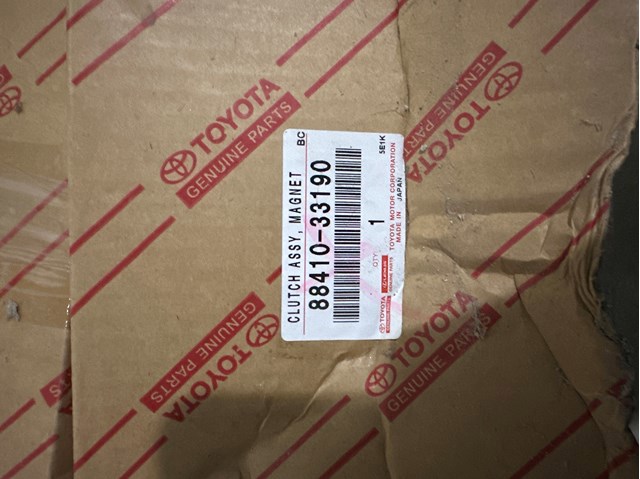 8841033190 Toyota Шків компресора кондиціонера