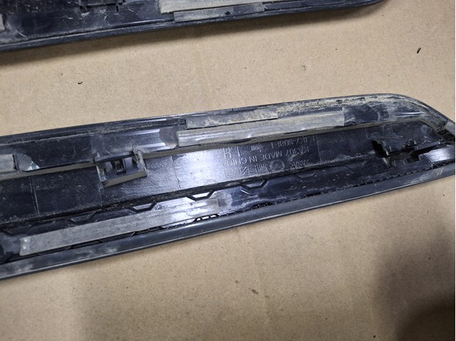 Купити KJK7508F0A Mazda 
