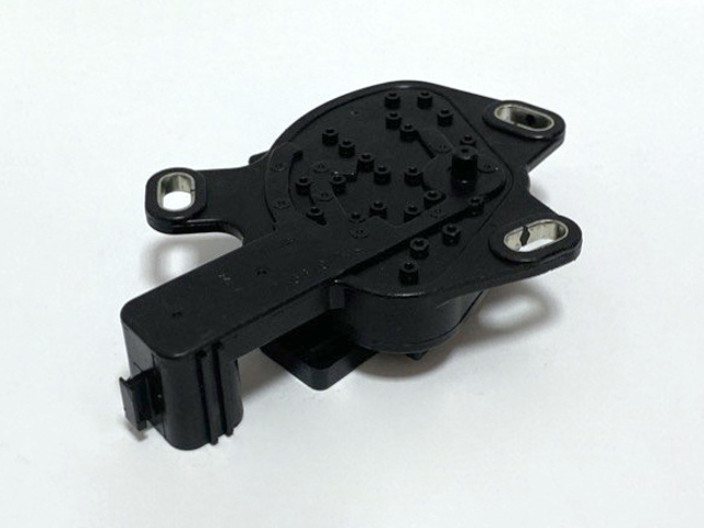 Купити TQ33048 Tqparts Датчик нейтральної передачі
