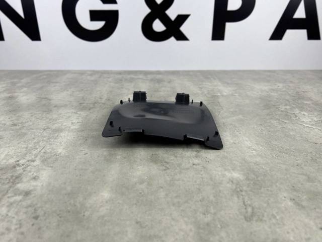 Лючок підкрилка переднього лівого PBM87020A Signeda