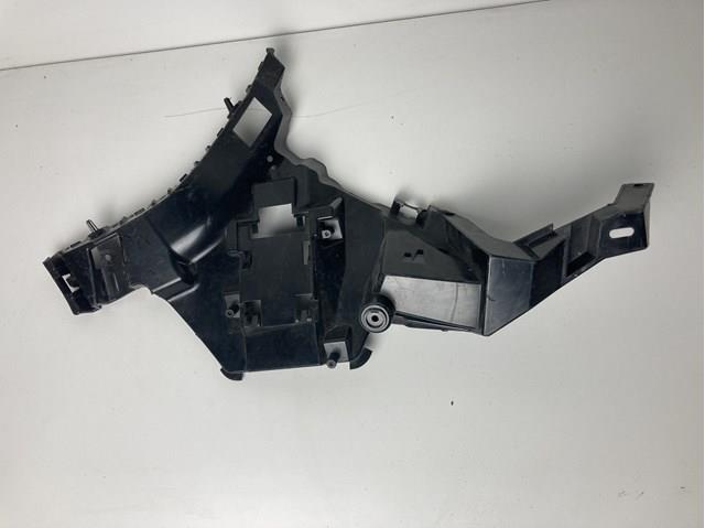 Направляюча заднього бампера, ліва LR114959 Land Rover