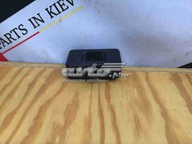 Купити AH4215K602AC Land Rover 
