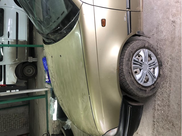 Крило переднє ліве 96168957 General Motors
