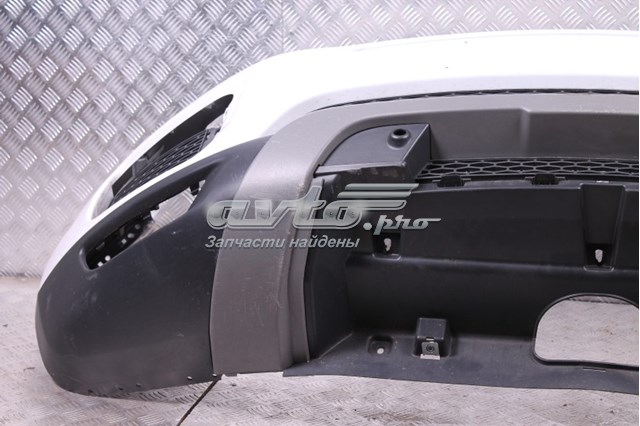 LR079533 Land Rover Бампер передній в зборі