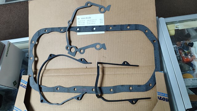 Комплект прокладок FE0199100 Mazda