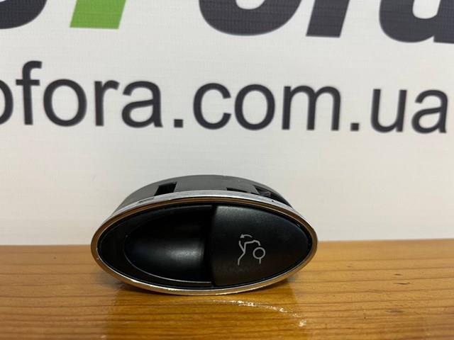 Кнопка салону приводу замка 3/5 двері (ляди)/кришки багажнику Mercedes A2118211151 ціна, від 5.87 USD