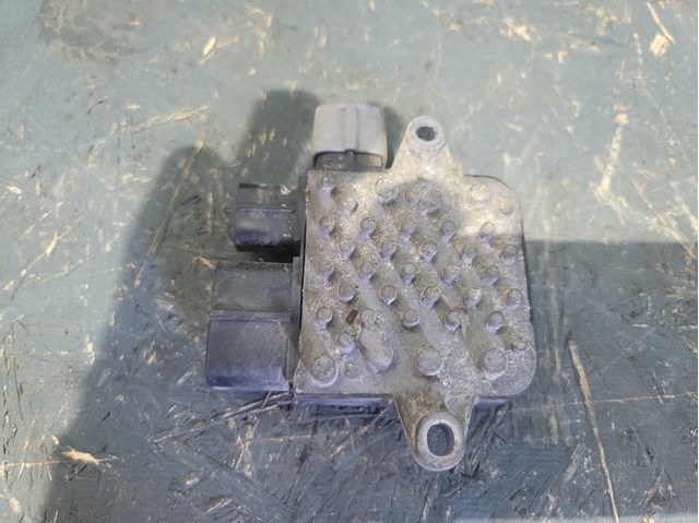 Купити 600895300B Tesla 