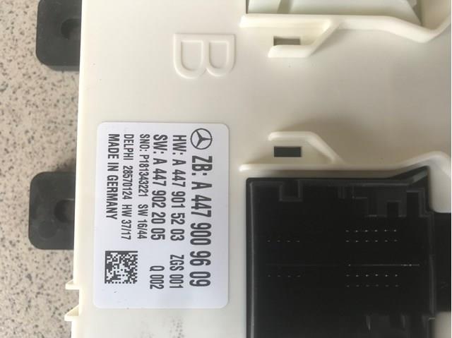 Блок керування сигналами SAM A4479009609 Mercedes