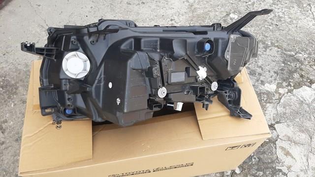 8114560Q51 Toyota Фара правая