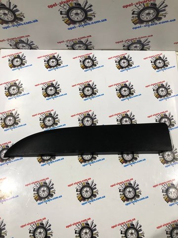 93867925 Opel Молдинг передніх лівих дверей
