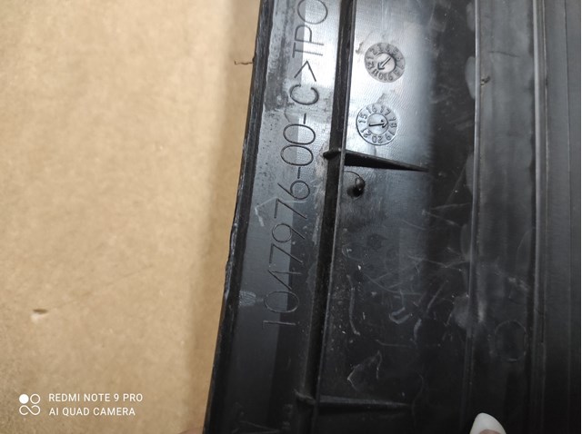  104797600C Tesla