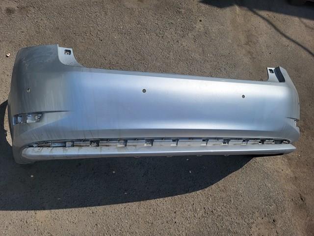 Задній бампер 5215933951 Toyota