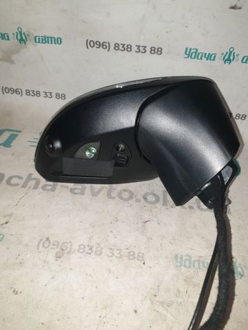 Дзеркальний елемент дзеркала заднього виду, правого A0998105003 Mercedes