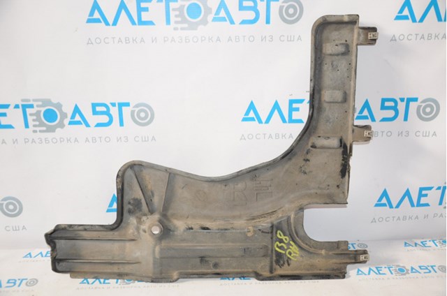 Захист днища, задній правий VAG 561825102B ціна, від 25.40 USD