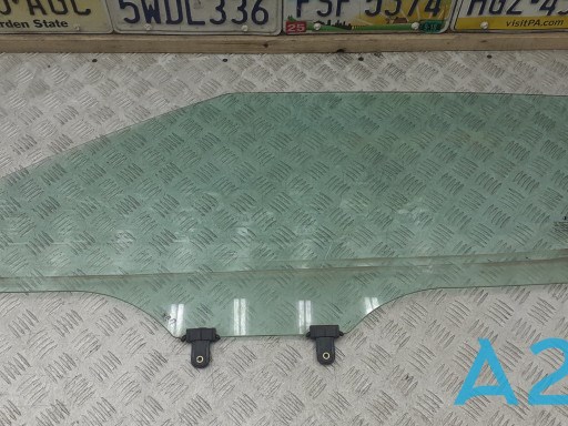 Скло передніх дверей, лівою 824112V000 Hyundai/Kia