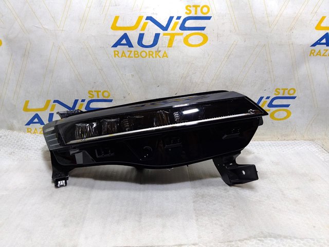 Купити 260102443R Renault (RVI) Права блок фара