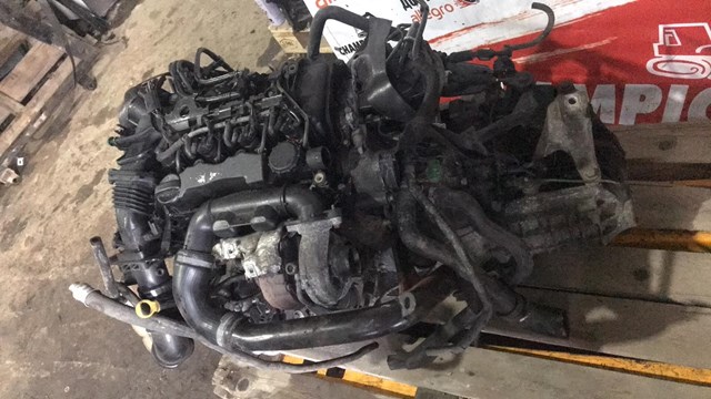 G8DA Ford Мотор в зборі