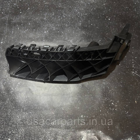Кронштейн кріплення бампера переднього лівий Signeda PDG43108AL