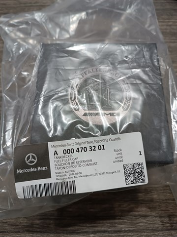 A0004703201 Mercedes Кришка / пробка бензобака