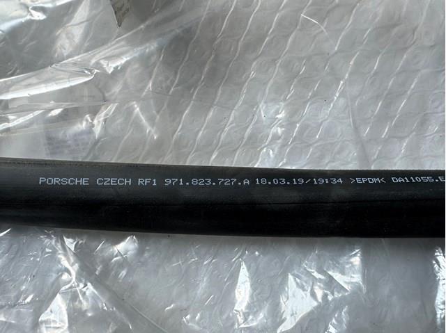 971823727A Porsche 