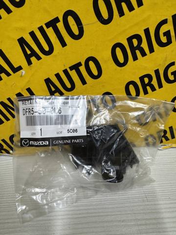 DFR5500U6 Mazda Лівий кронштейн переднього бампера
