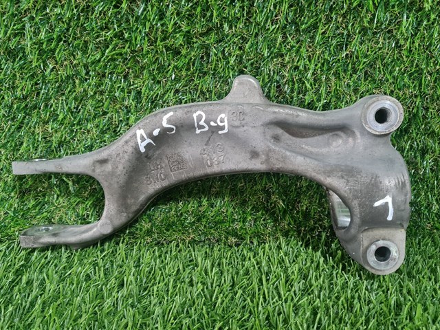8W0413037 VAG 