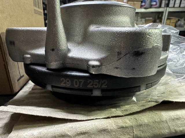 31308095851 BMW 