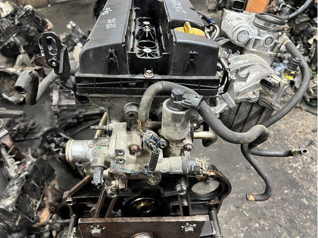 Двигун у зборі General Motors Z16XEP