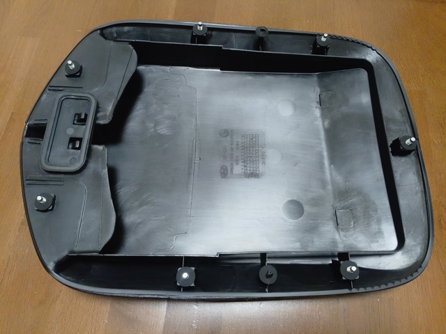 87910H1200 Hyundai/Kia Карман повітрозабірника капота, правий